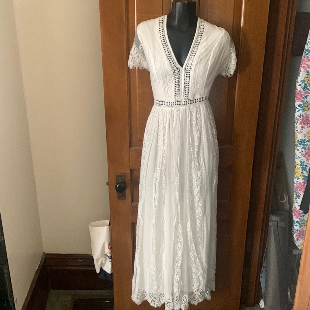 White Lace Dress/Wedding Dress